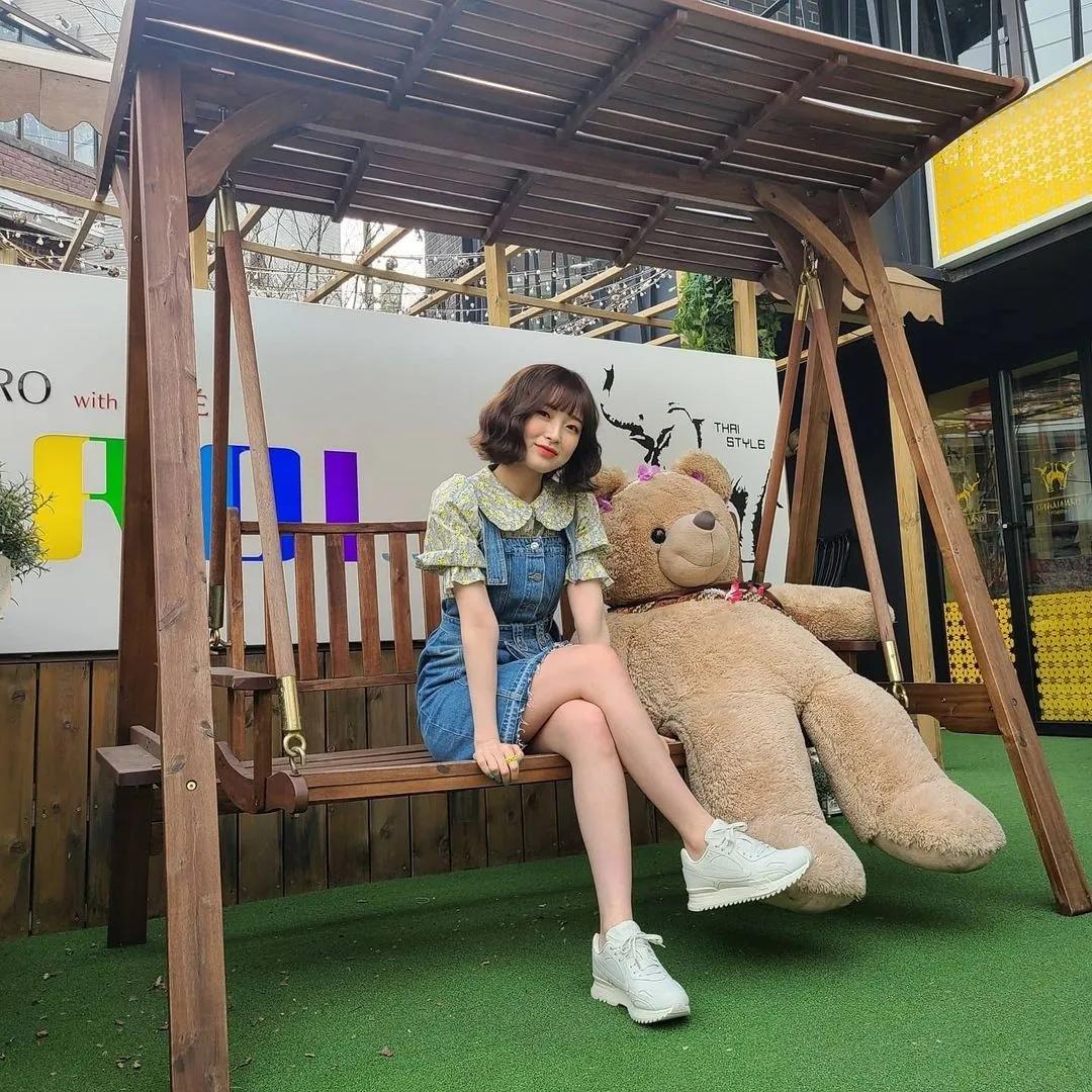 丹宁牛仔配色夏季穿搭,早春牛仔裤穿搭2020