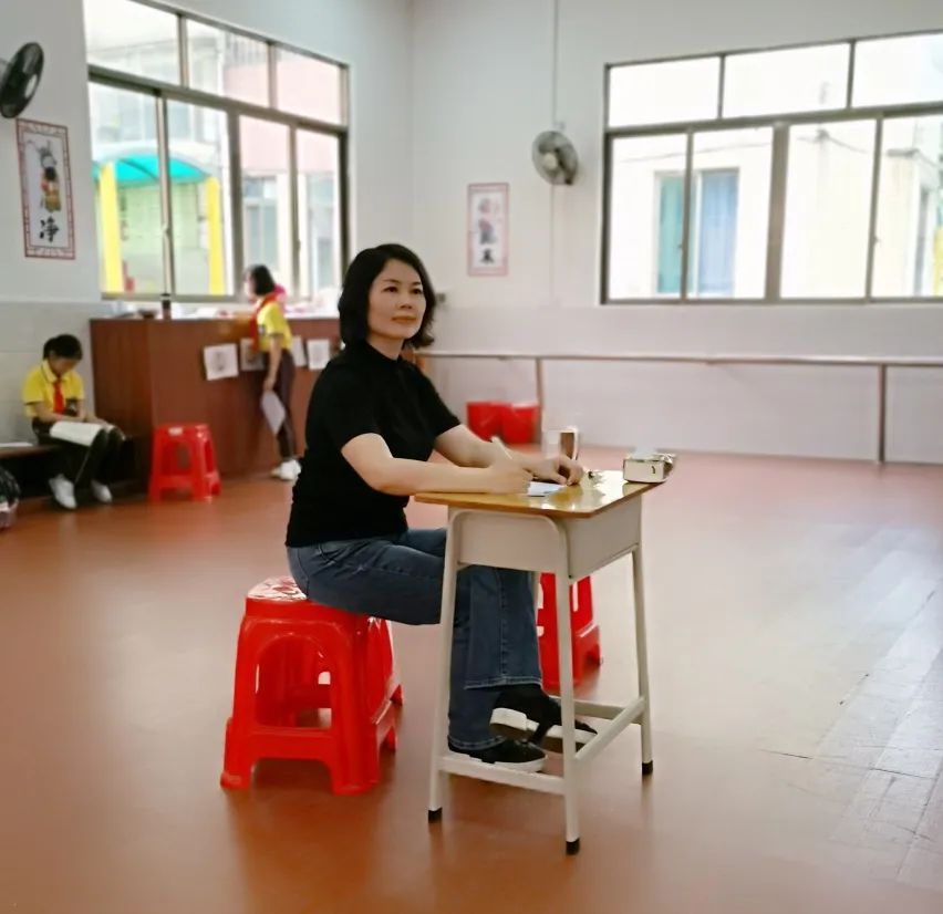 碧波实验小学朗诵比赛,实验小学诗朗诵一等奖