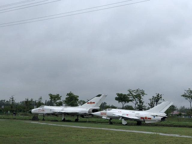 国产的歼10b多用途战斗机,国产歼20战斗机最高时速