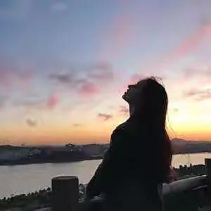 多想拉住父母的手,爸爸我多想再牵你的手作文