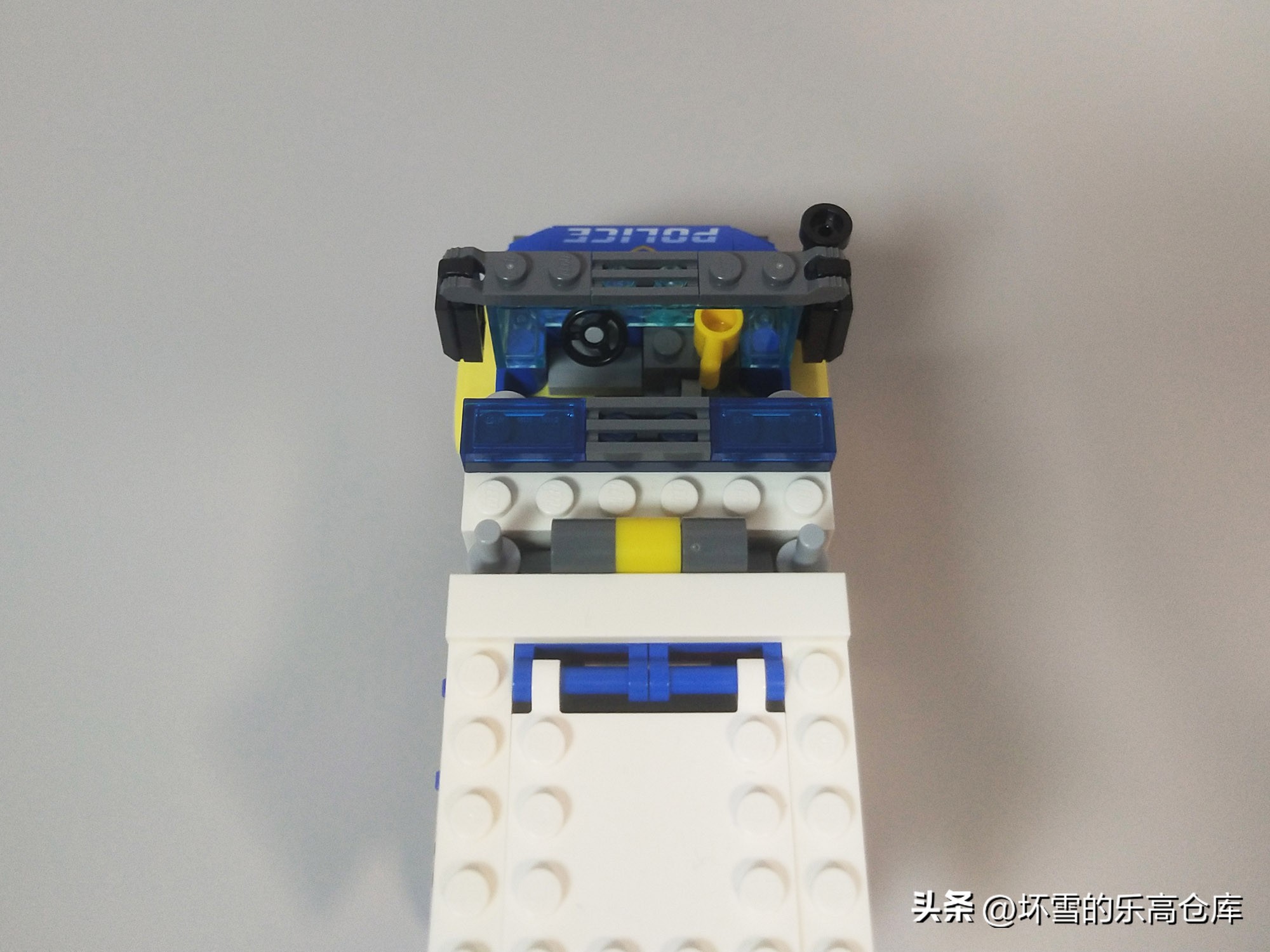 一辆乐高小警车,买乐高警察玩具视频