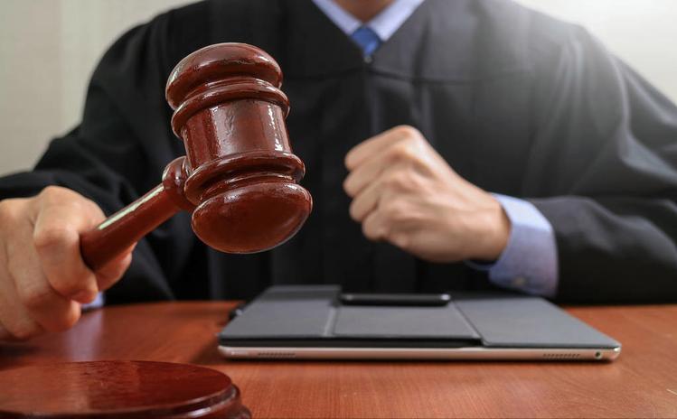 qq号被盗取再盗朋友的号犯法吗,qq号被盗判什么罪