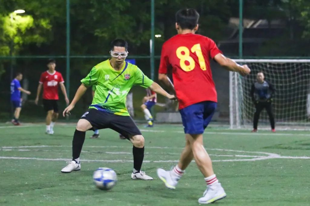 品神湾菠萝，享快乐足球！中山市第二届菠萝公益杯足球赛精彩刺激