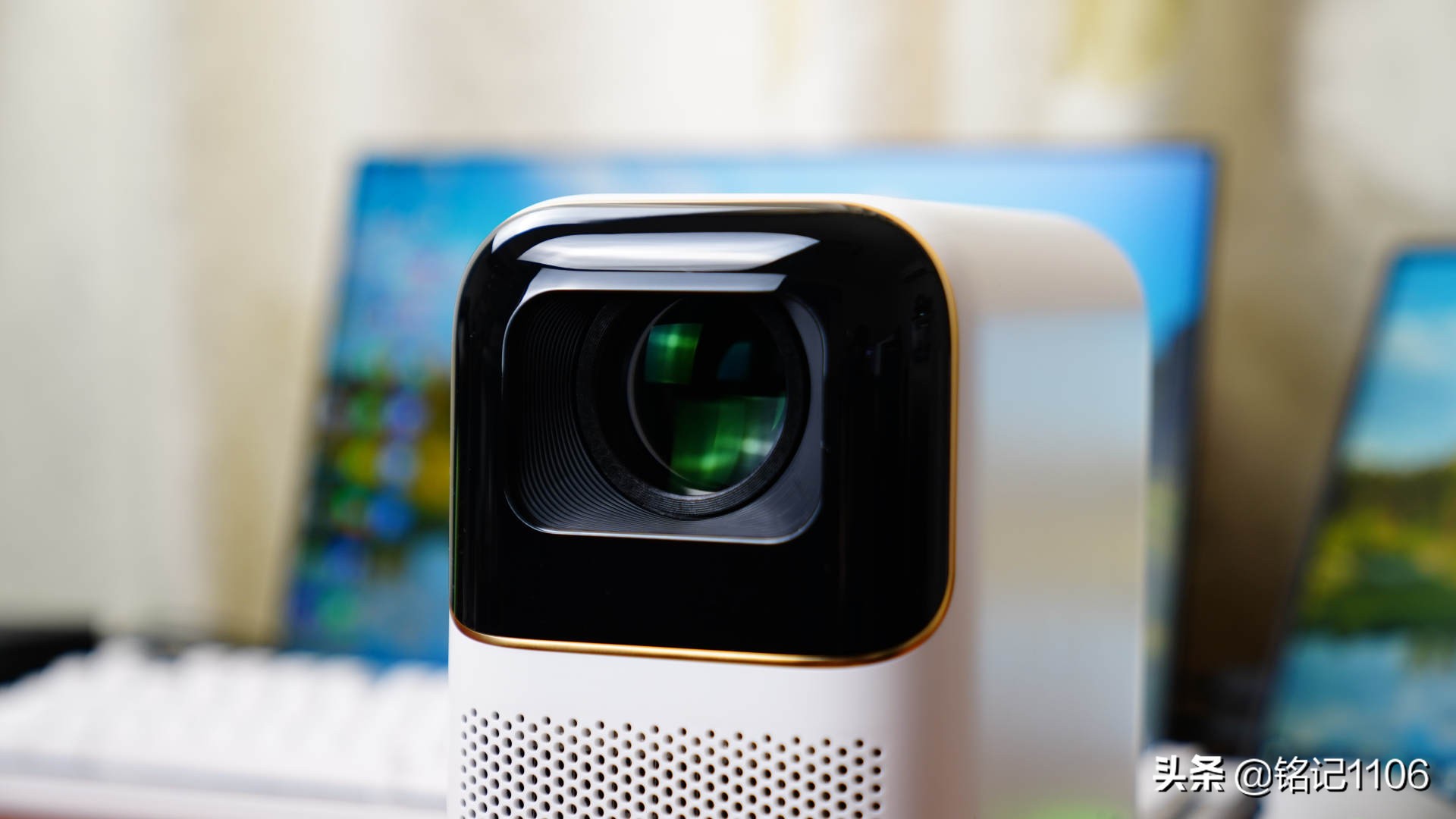 小明q1pro投影仪和米家投影仪,小明q1pro和极米newz6x投影仪哪个好