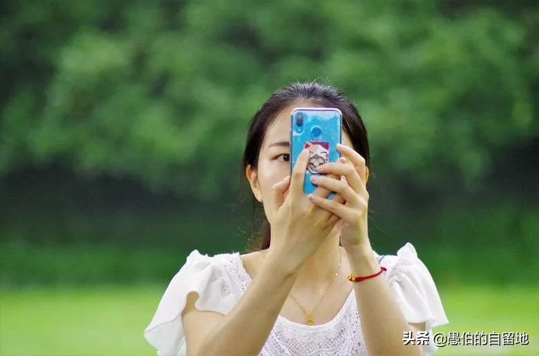 早恋其实也是一件小事,因为早恋让我后悔一生