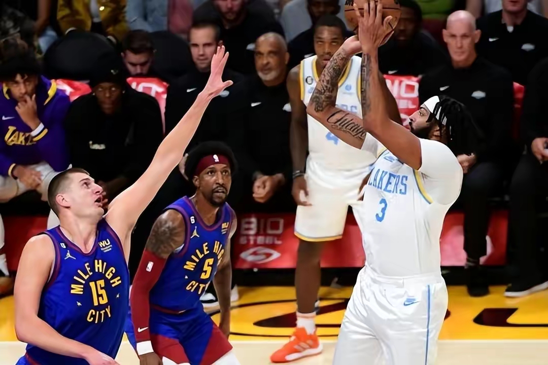 湖人交易威少得到库兹马,湖人交易威少得到拉塞尔的筹码