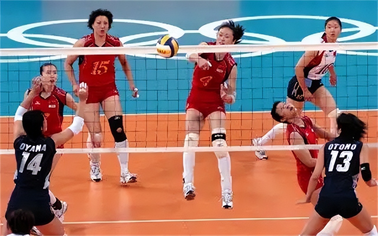 女排名将刘亚男：体坛生涯有泪，因2斤毛豆嫁给帅哥，婚姻幸福