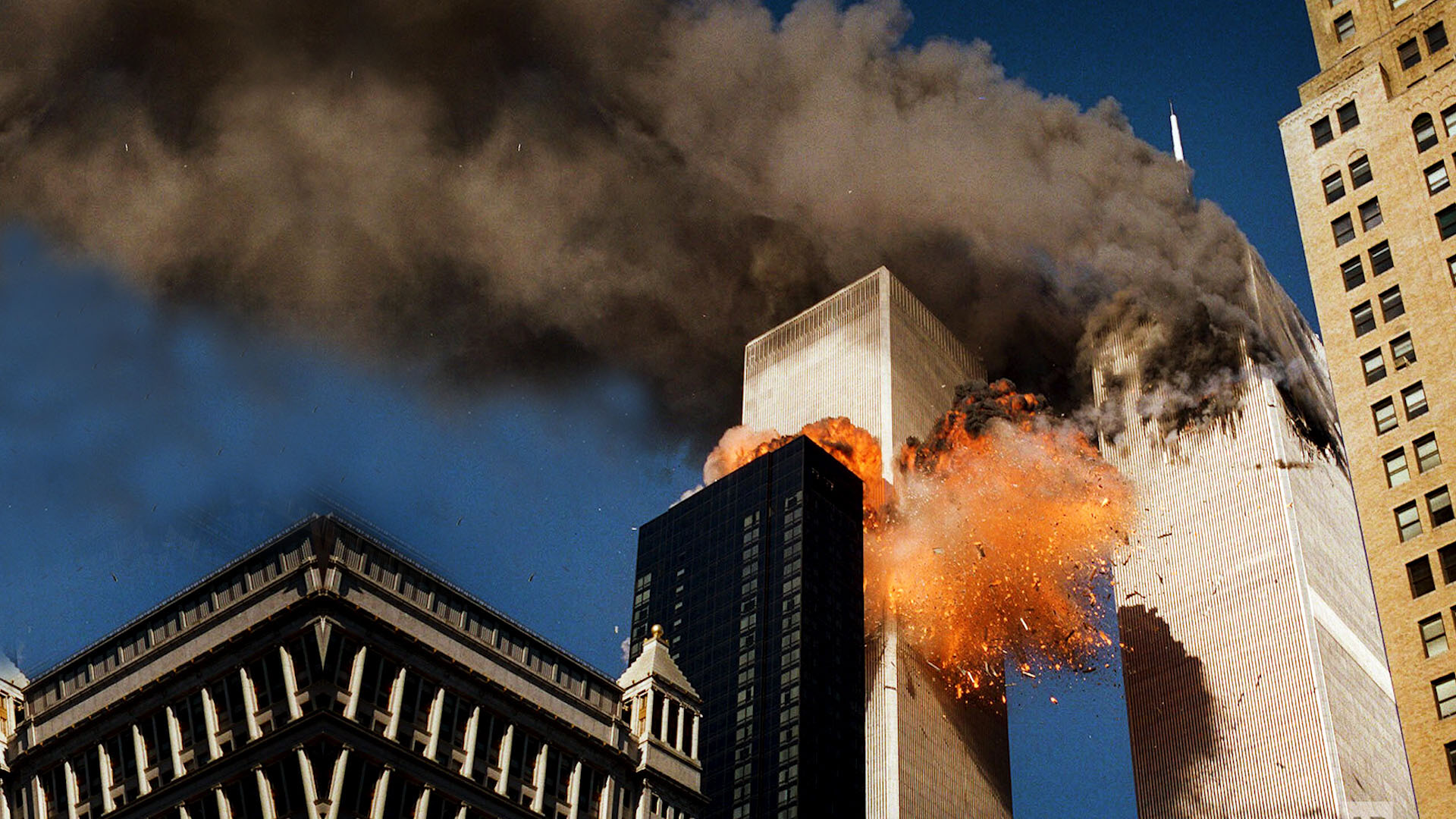 911事件真实画面飞机撞大楼全过程,911事件总共有几架飞机撞上大楼