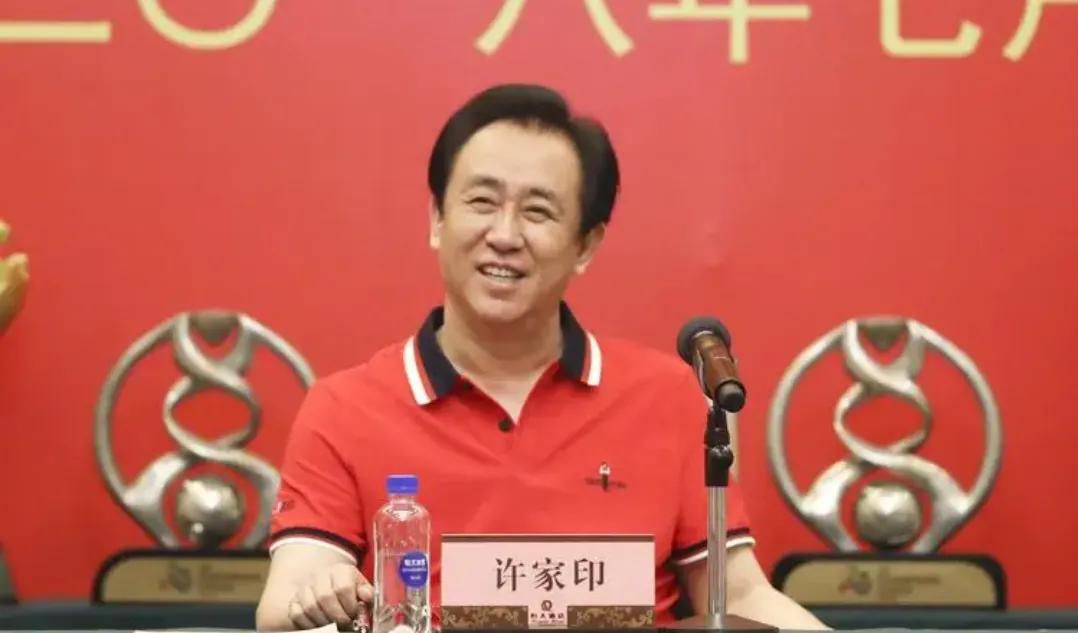 中国男足能打进下届世界杯吗,中国男足踢进世界杯我们会怎么样