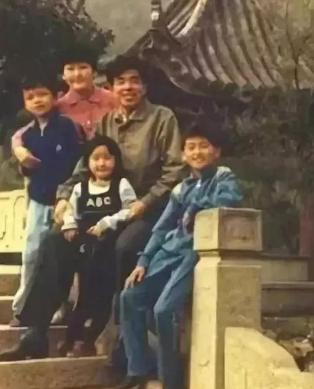 中国版《肖申克的救赎》，多次越狱逃往国外，终平反回国