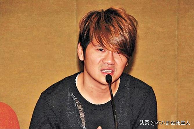 盘点喝酒后的男人丑态,8位长得丑的男星