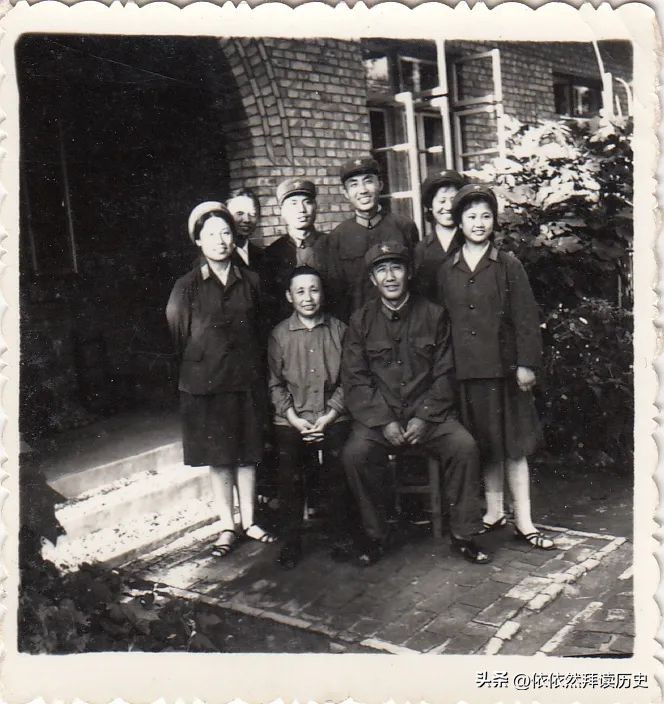 王颖|给爸爸买的藤椅还没来得及坐他就走了