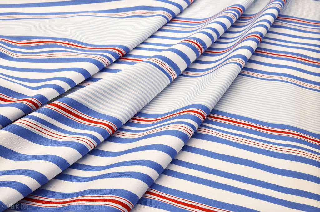 衣服洗缩水严重了怎么补救,洗衣怎么防止衣服缩水