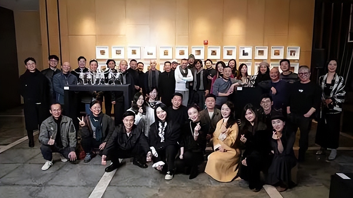 与世界杯同行,和世界杯足球有关的艺术作品