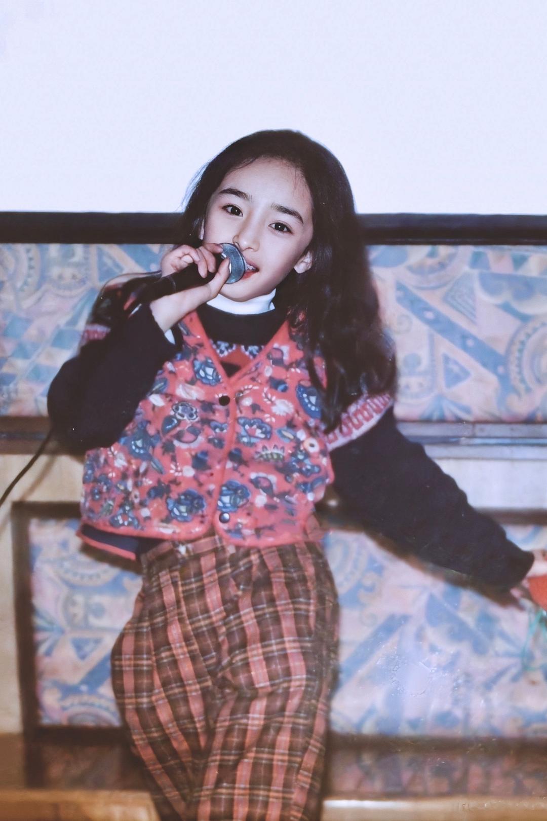 哪一位女明星眼睛最有魅惑,你认为眼睛好看的女明星都有谁