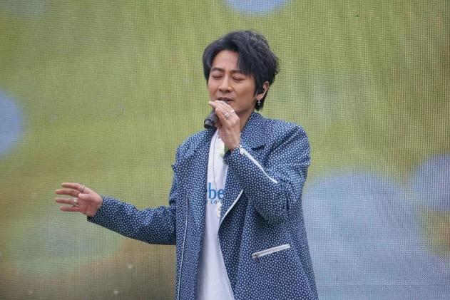 直播间卖假货翻车的有几位明星,香港过气明星直播卖假货