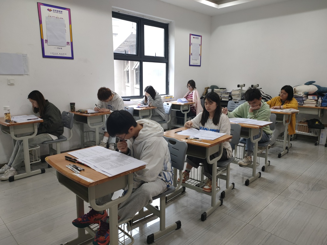 新高考填报志愿技巧避免滑档退档,报志愿滑档了怎么办