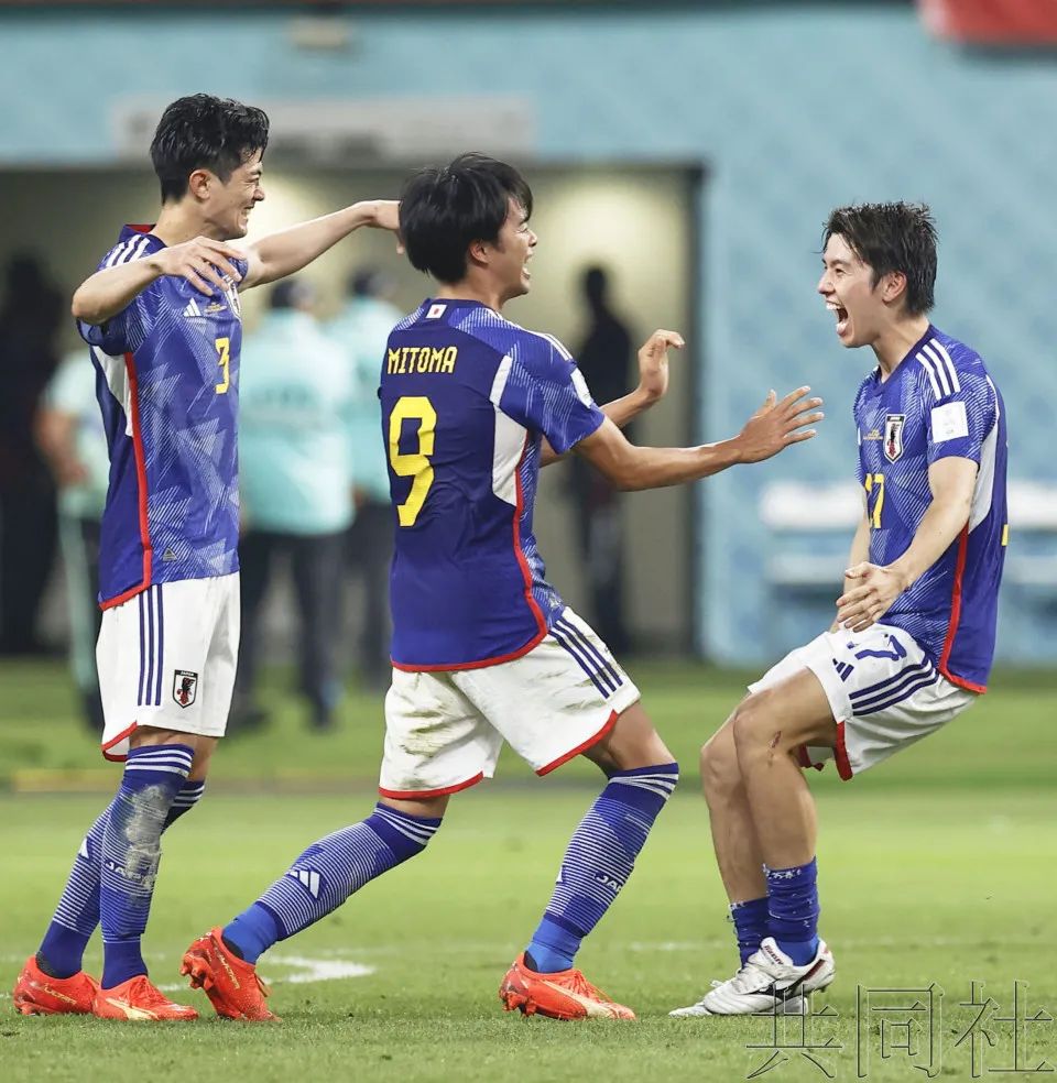 惊天逆转国乒世界冠军1-8落后翻盘,逆转日本夺六连冠