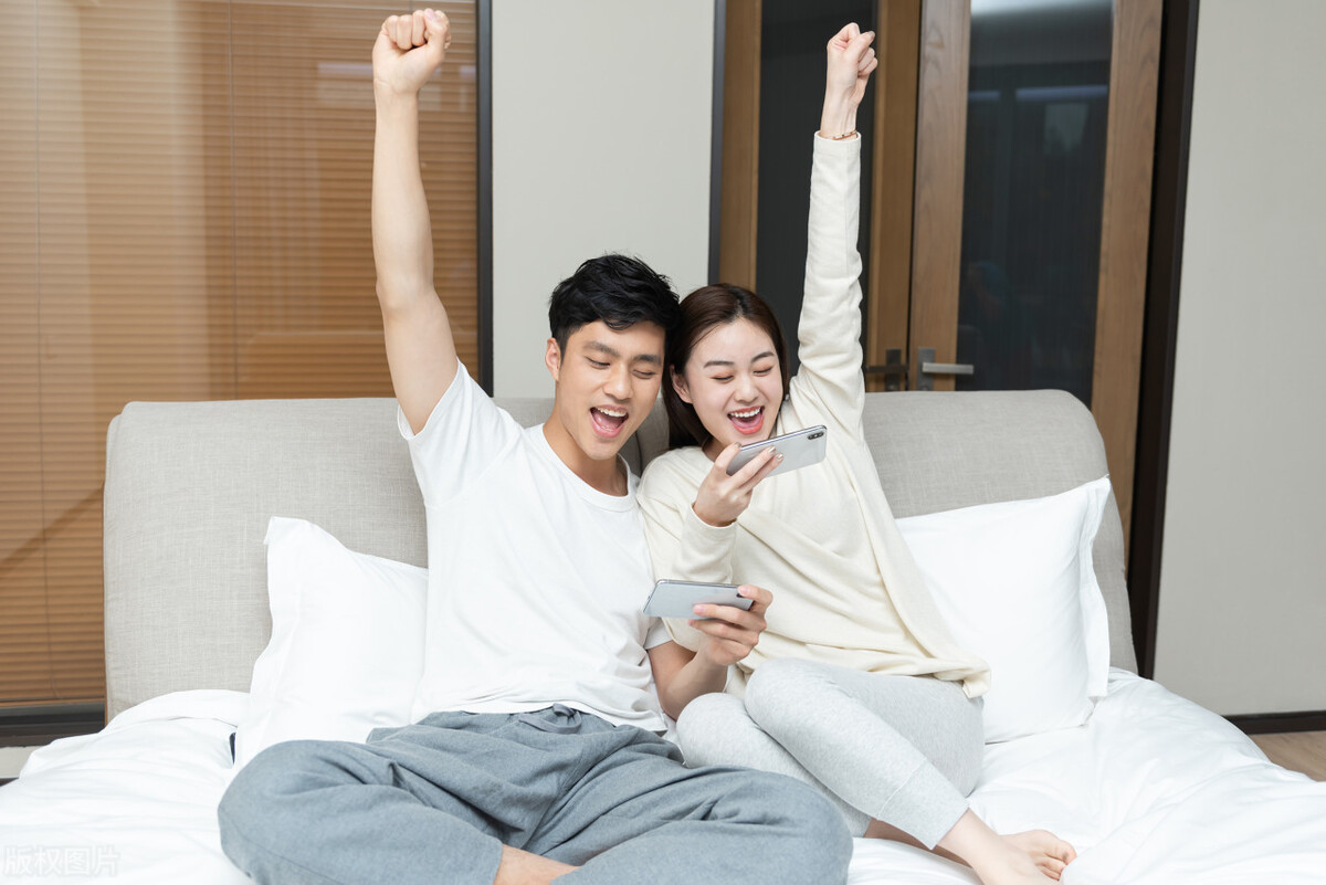 同房后酿成的悲剧：黄体破裂，夫妻生活不是打仗，别过火