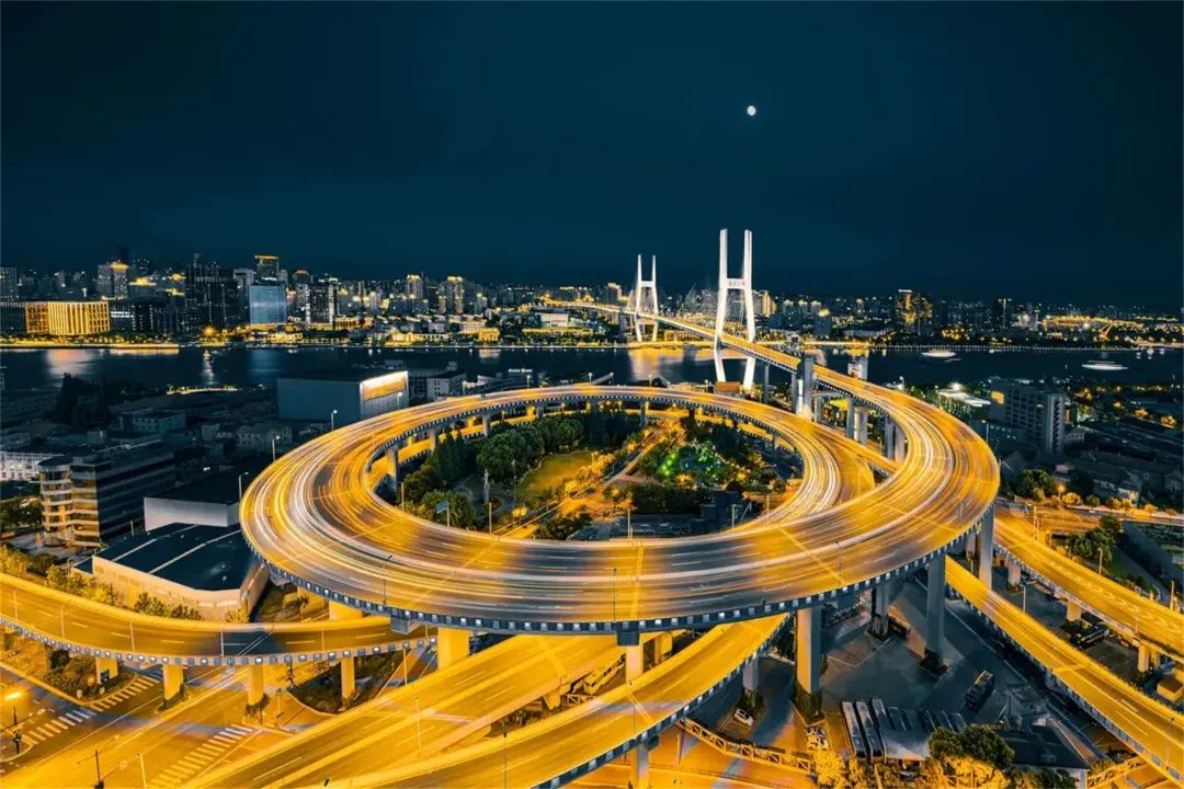 上海13号地铁沿线玩的好地方,上海地铁游玩攻略