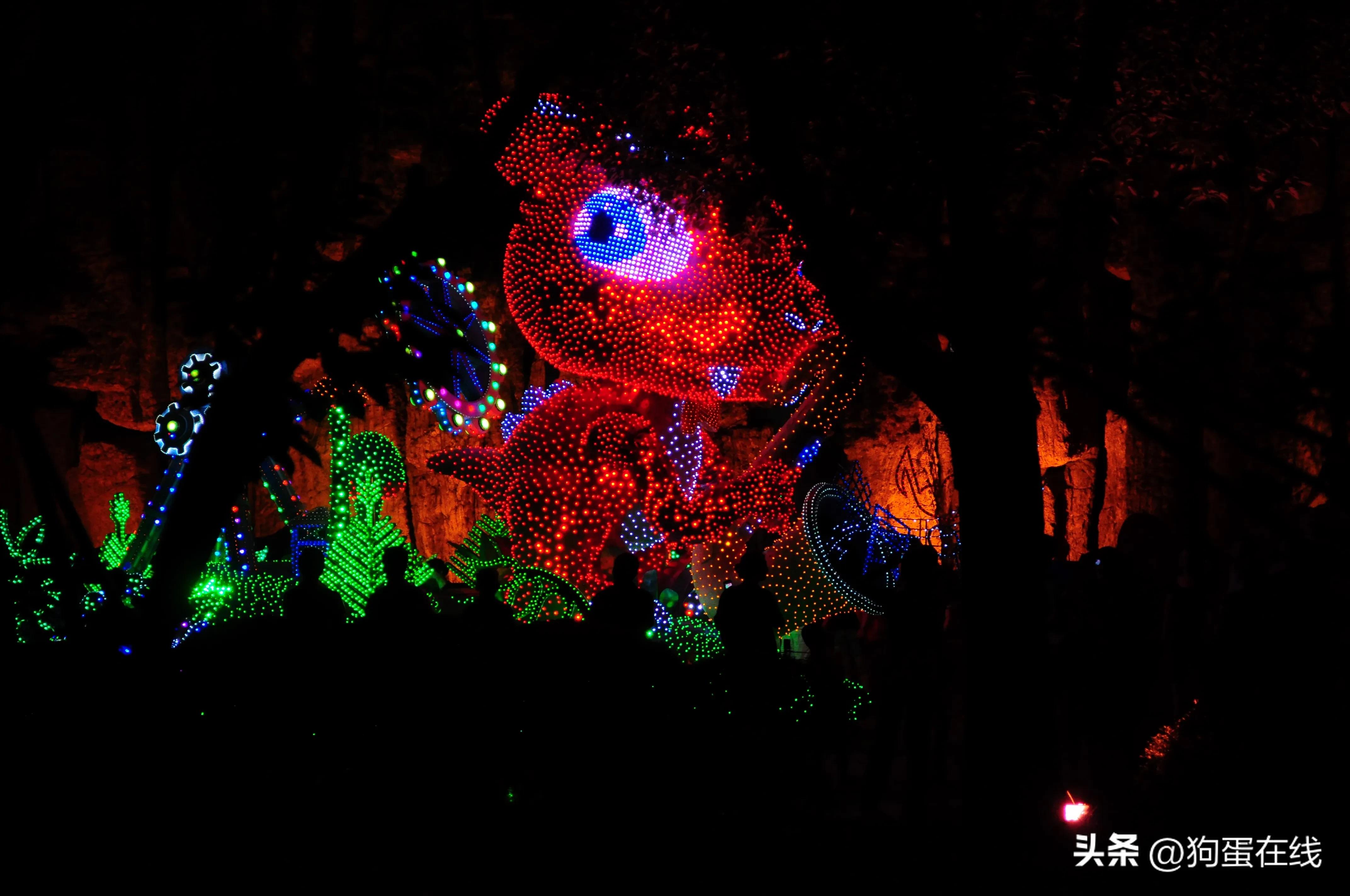 光溜达了：必须待到晚上，常州中华恐龙园体验报告