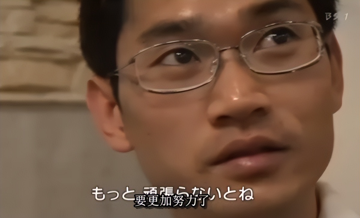 韩国年轻人的“考公”秘籍：睡四个小时就能上岸