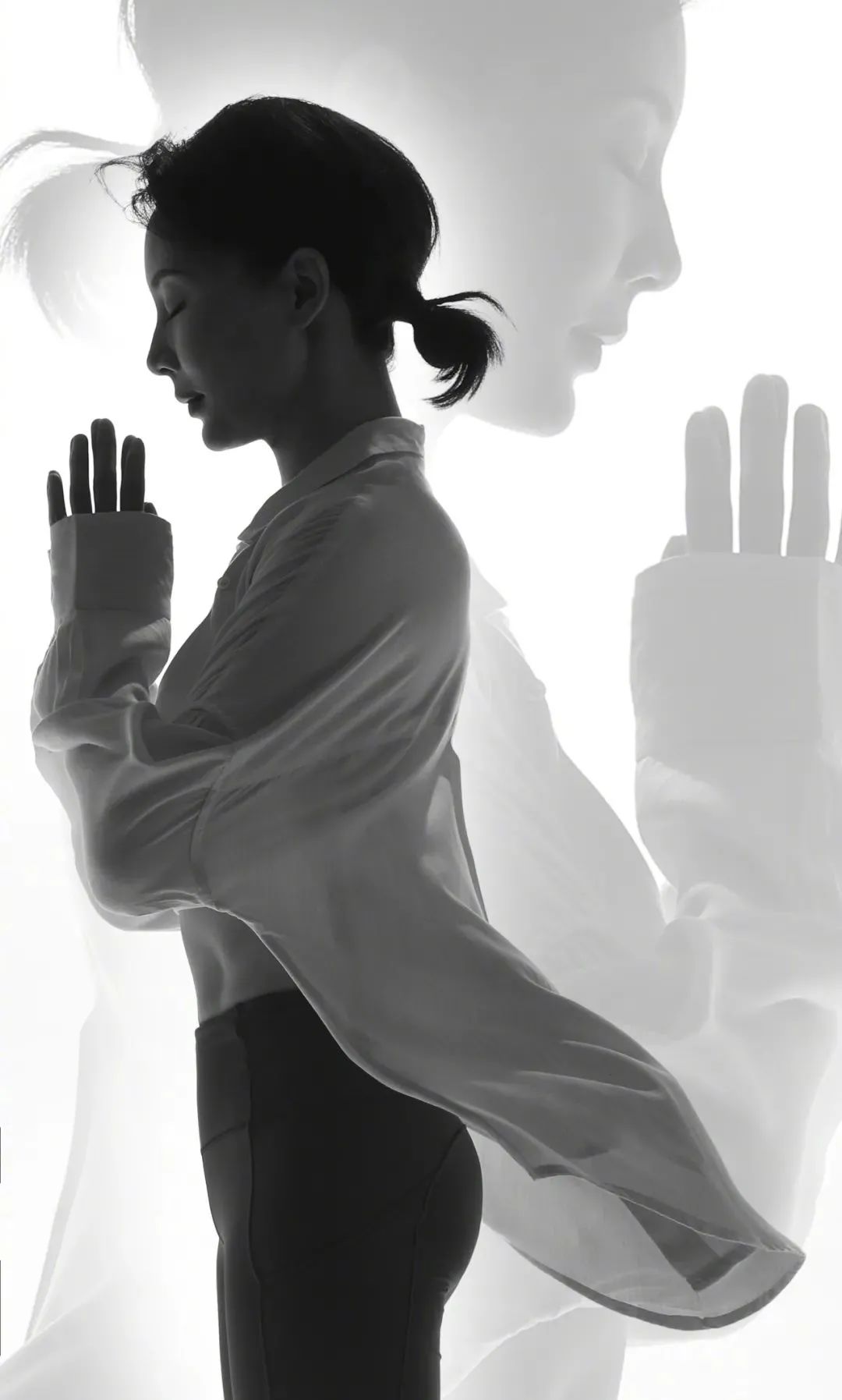 陈数晒海边瑜伽照图片,陈数惊艳的瑜伽