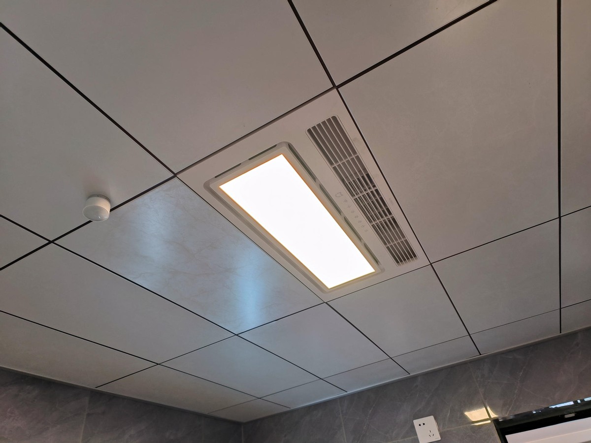 家装风暖浴霸,智能浴霸如何选择