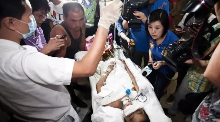 被高压枪充气的13岁男孩现状,山东男孩被高压气打入身体