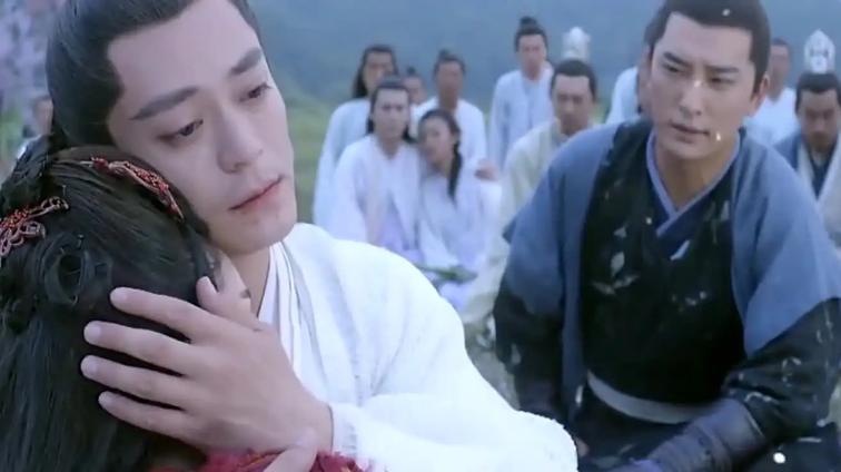 花千骨白子画爱花千骨的细节,花千骨白子画护徒弟