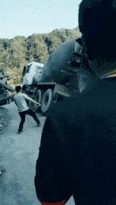 地铁遇到最美的阿姨抖音,坐地铁遇到最漂亮的阿姨