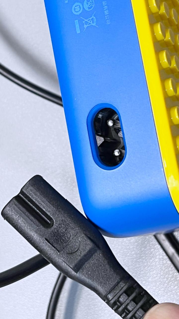 个性化创意“充电站”：IDMIX65W酷玩多功能桌面充