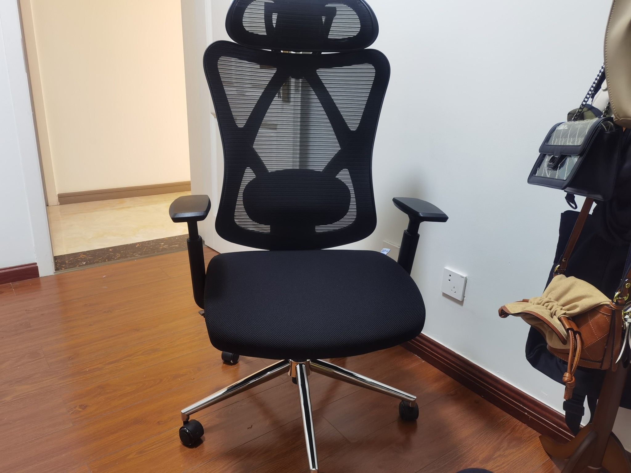 永艺沃克pro和永艺act100,永艺at100和永艺沃克pro