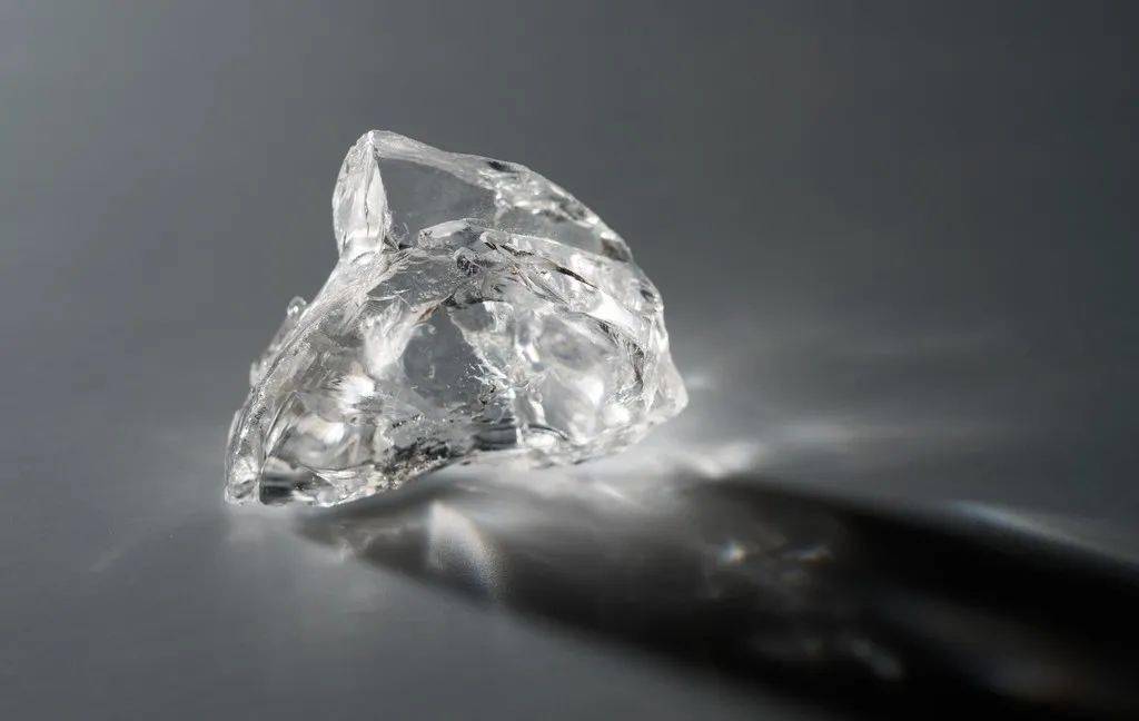 无瑕胜玉美至洁过冰清的意思,无瑕胜玉美