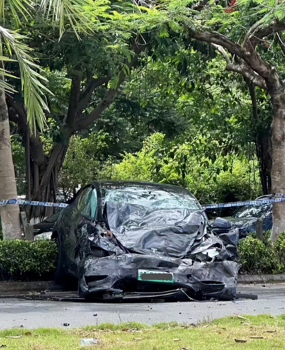 海口海甸岛车祸最新视频,海口海甸岛车祸最新事件