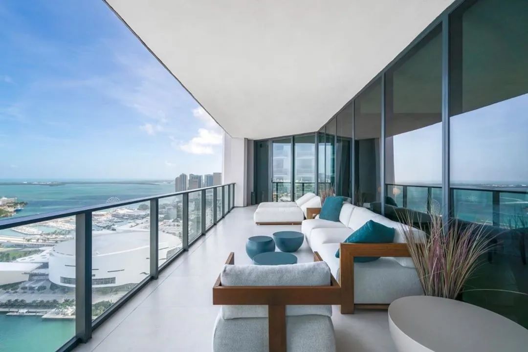 有颜又有钱,有财有颜又有才