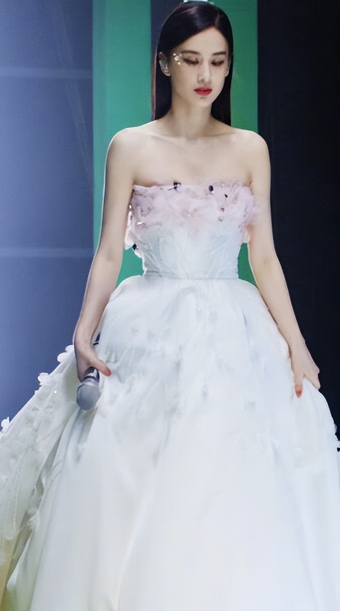 盘点明星收藏的翡翠 (盘点明星收藏的惊天翡翠)