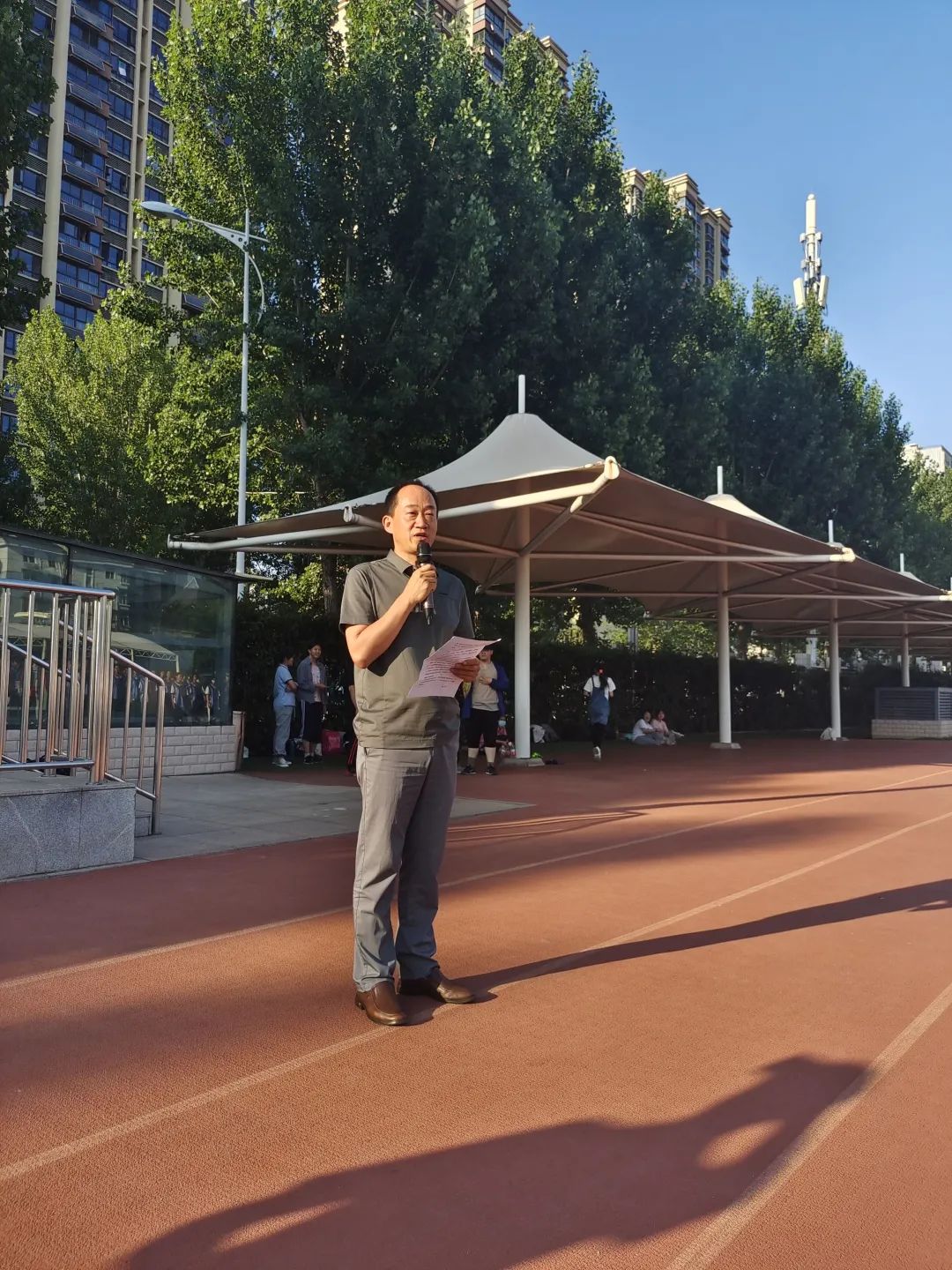 合肥国防教育进校园,我县小学开展国防教育进校园活动