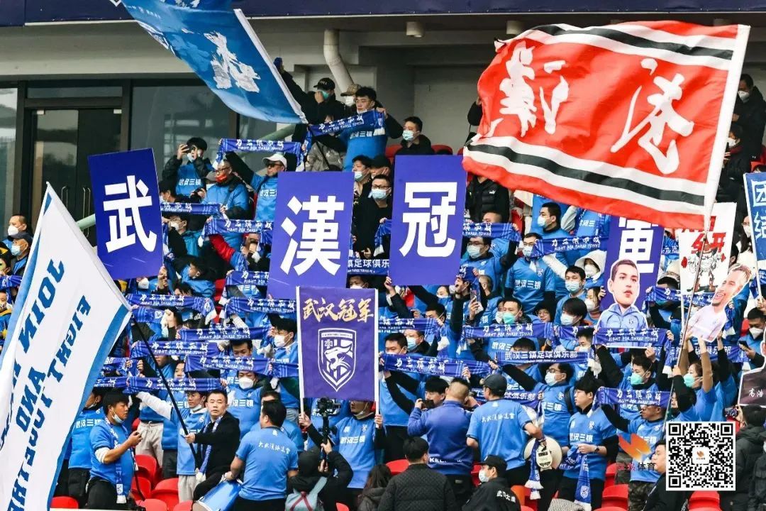 中超武汉三镇夺冠颁奖现场直播,武汉三镇2022中超夺冠之路