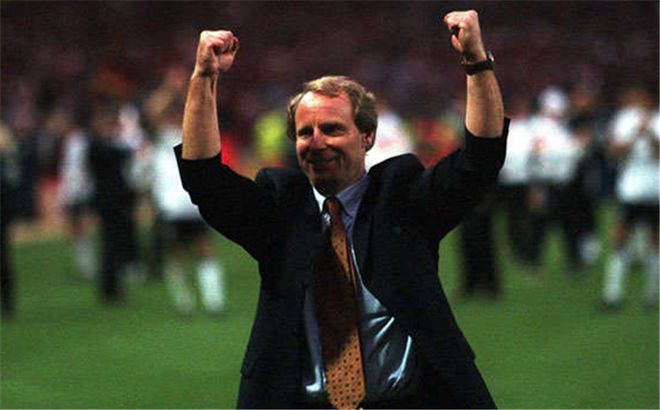 错过尤文，惹怒拜仁，还得罪了三任德国队主帅，德甲金靴不够职业