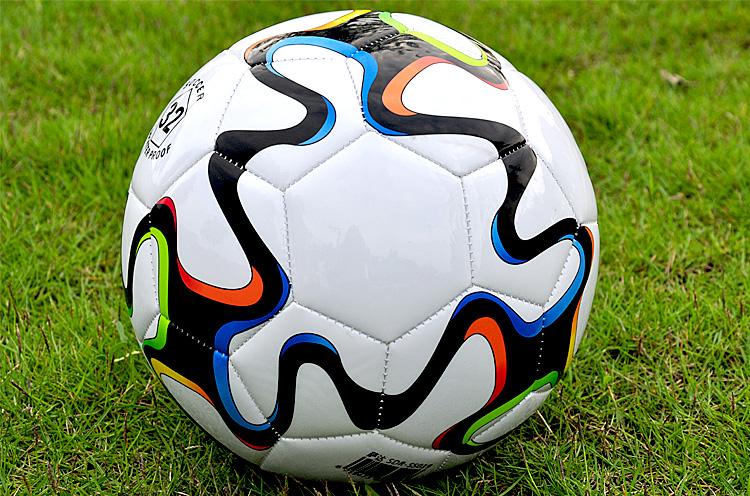 你对中国足球有什么建议,你对国足的看法