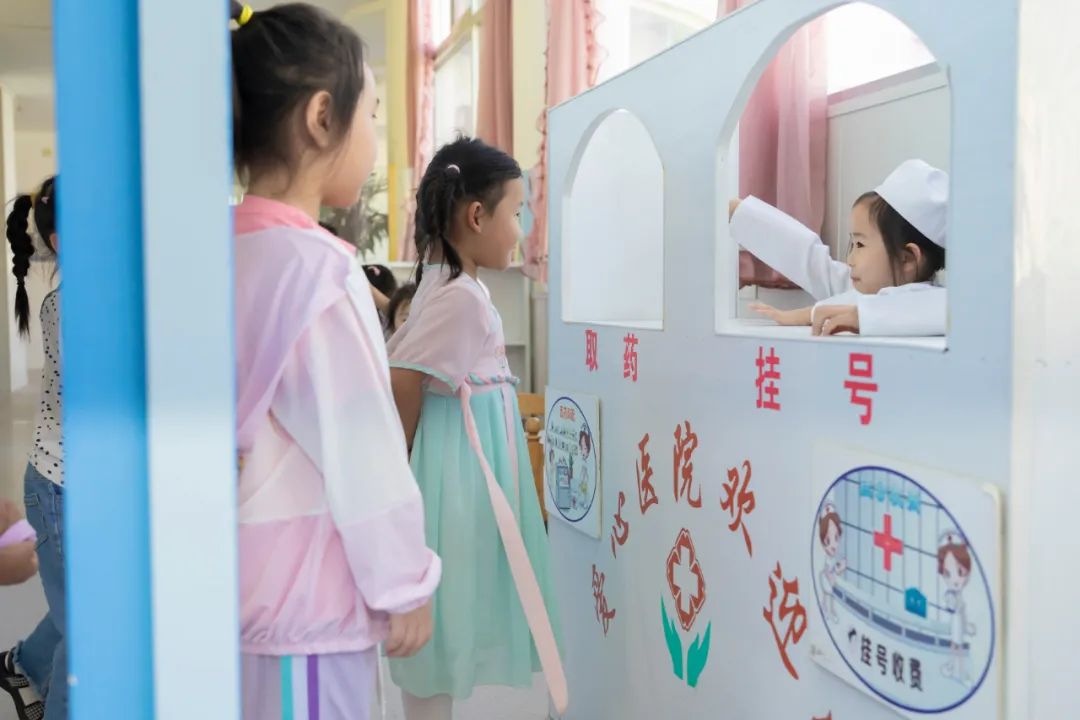 秋光如岁邂逅一场欢喜——临猗县直一园开学季