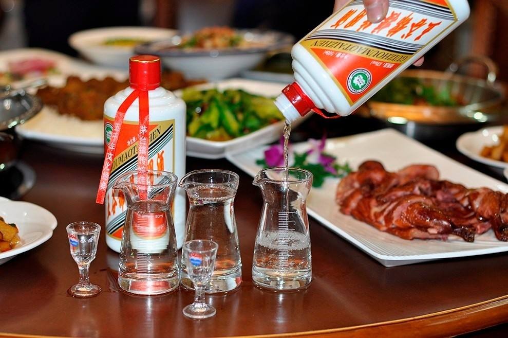 湖南50岁老板，日子潇洒每天都喝3两“顶级酒”，后来身体咋样了