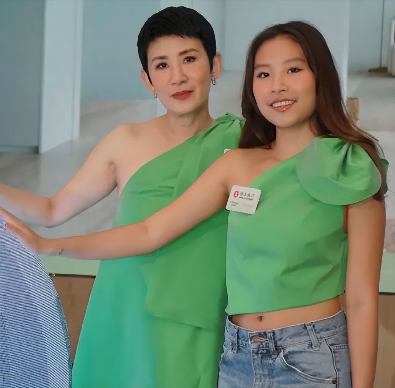 吴君如女儿出道这颜值是认真的吗,吴君如12岁女儿视频