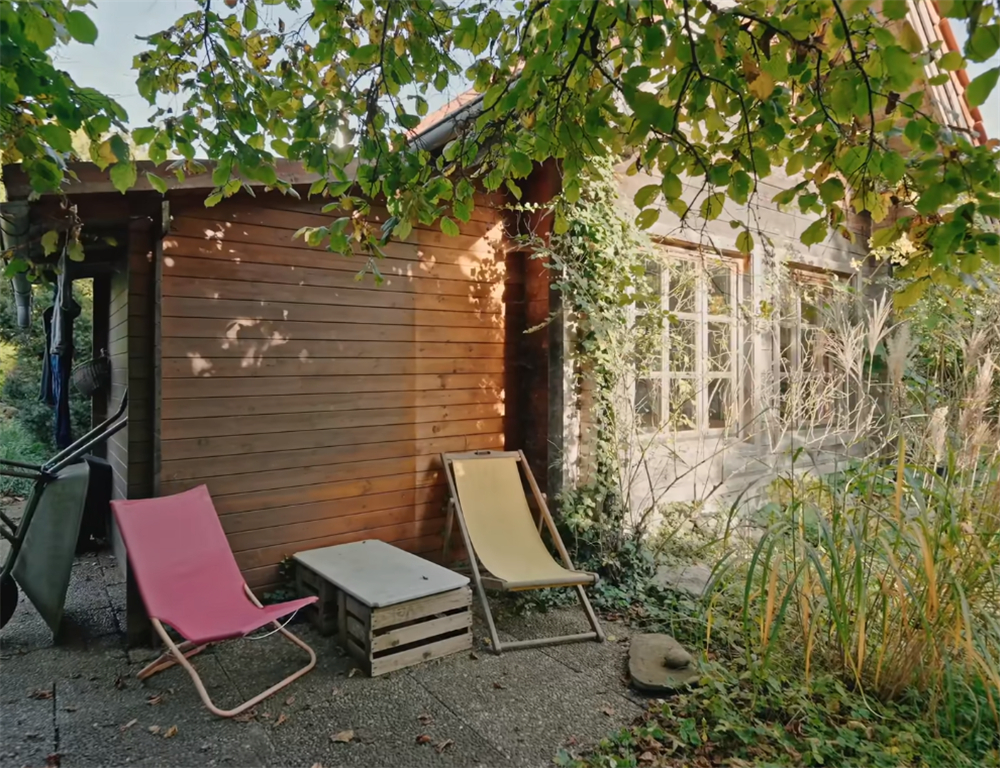 发现一位74岁奶奶的蜗居：16㎡小家没电没暖气，她却一住就是30年