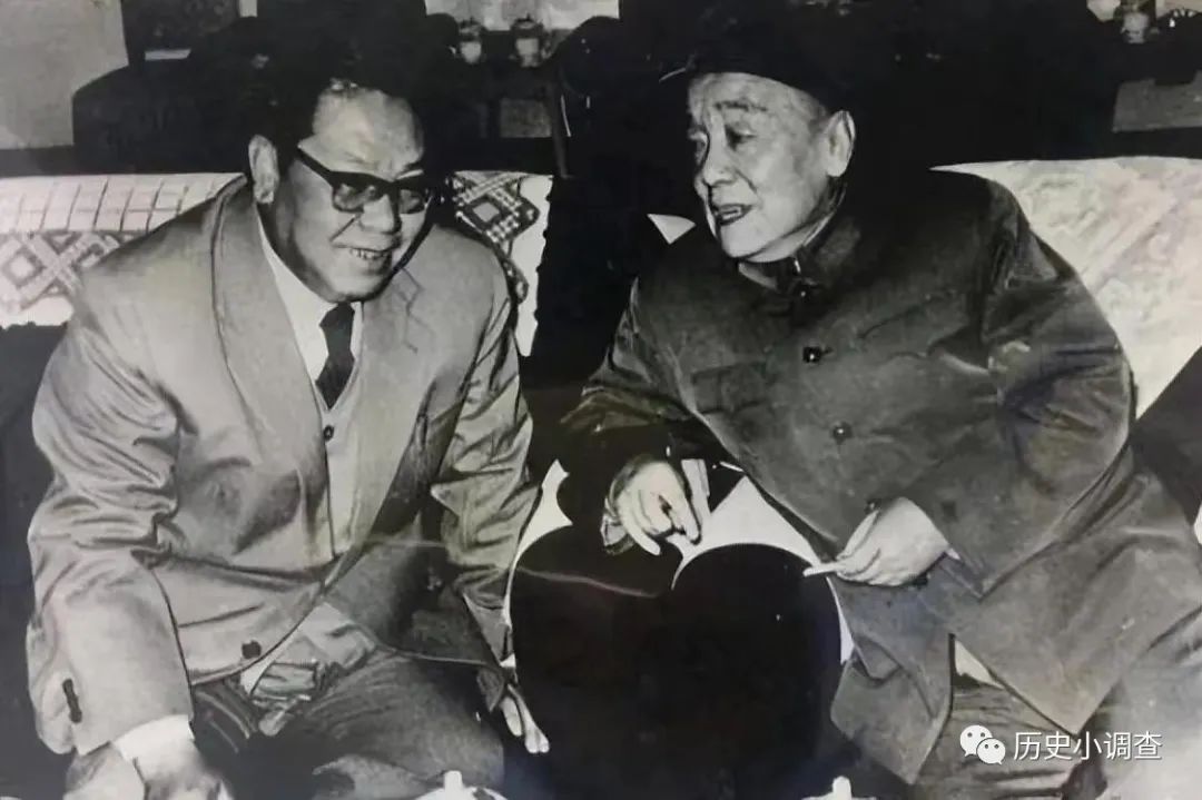 他是国军将领之子，曾担任云南省委书记，被当地群众称为“大爹”