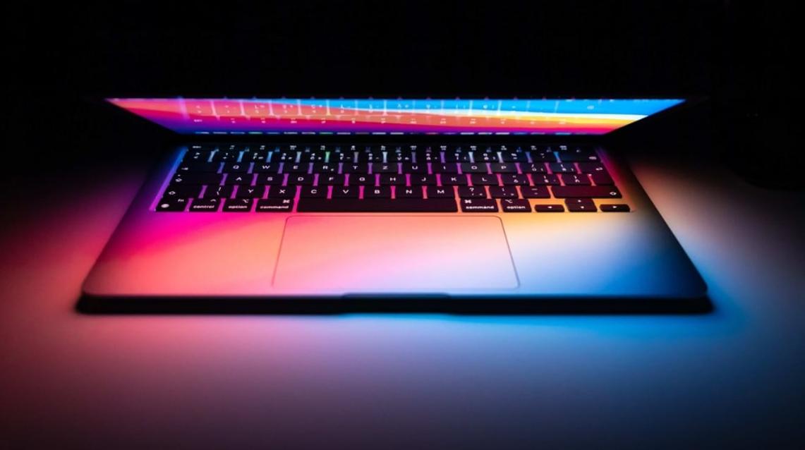 macbookprooled屏幕,新macbookair屏幕oled