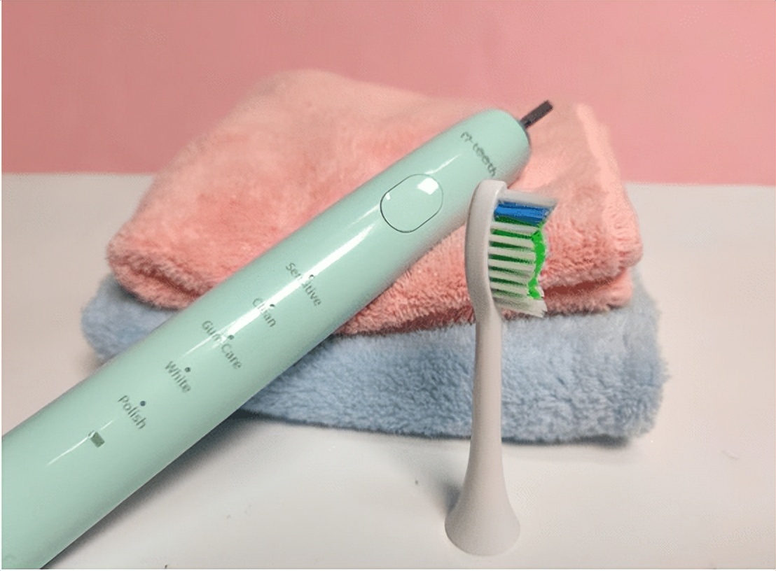 推荐哪一款电动牙刷比较好,哪一款电动牙刷比较推荐