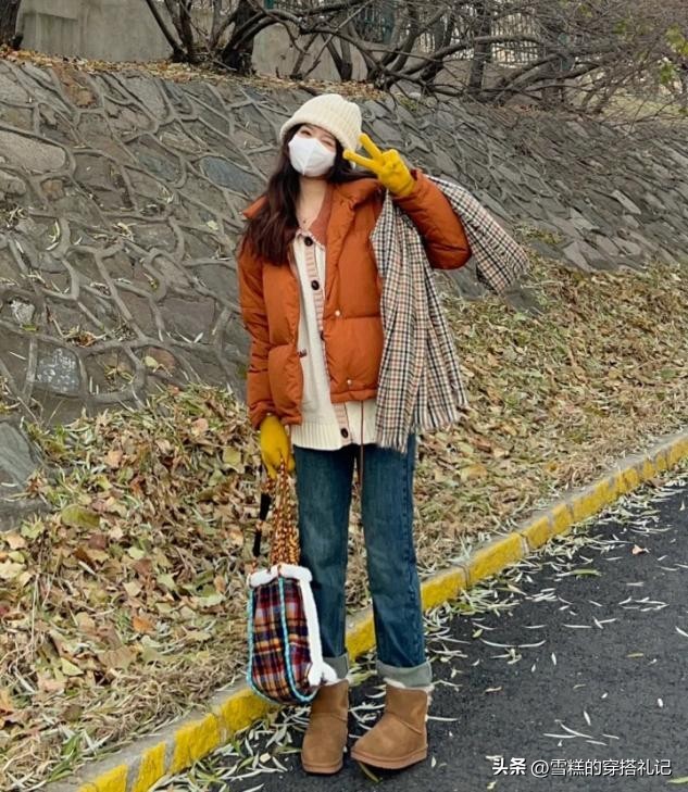 短靴已经失宠了！今年流行“毛毛鞋”，搭阔腿裤，简直是天生一对