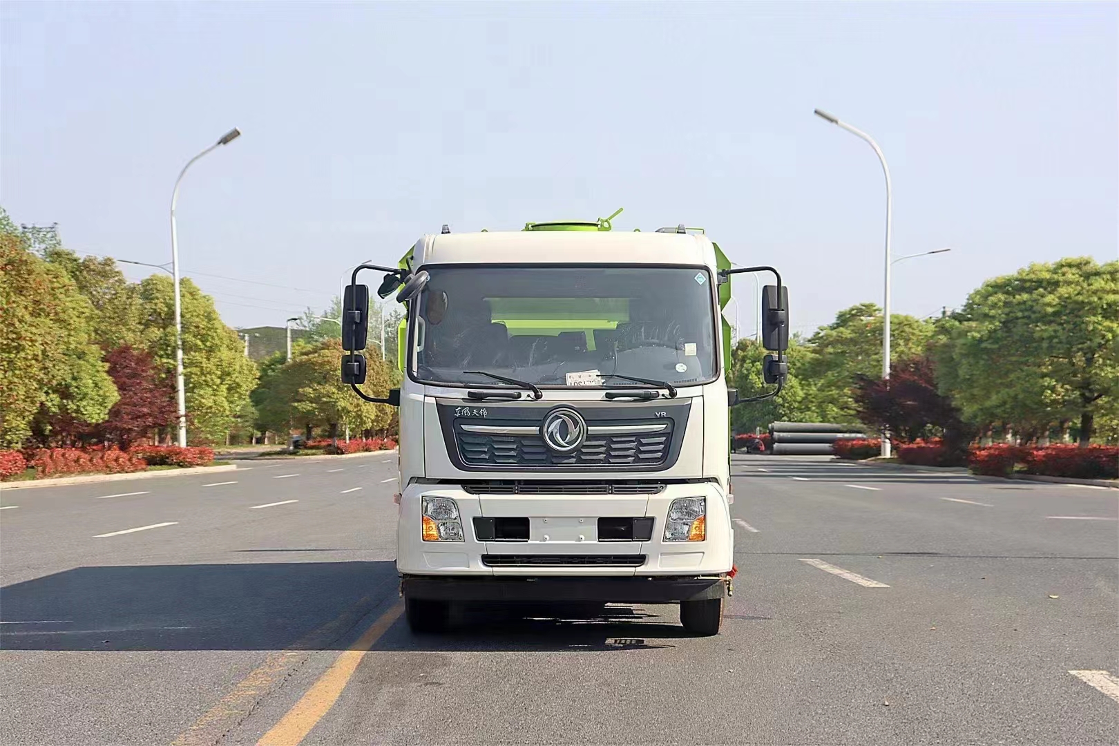 全自动扫路车选择哪个模式,全自动电动扫路车厂家